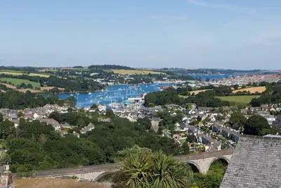 Image de Maison spacieuse Ă Cornouailles, vue sur la mer, parking dans la rue, pour 8 personnes, Nr Falmouth