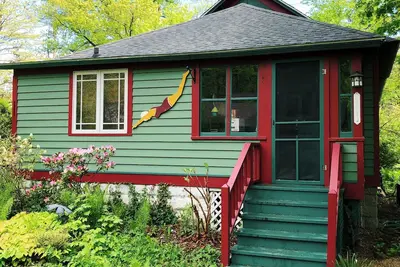 Image de Lakeside Cottage Grove - Parfait Lakeside Village / Plage Situation