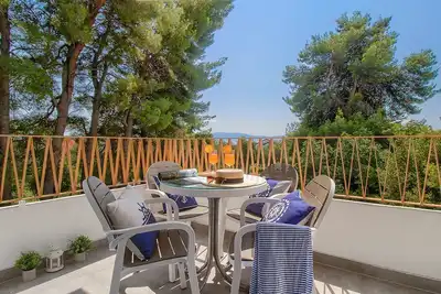 Image de Appartements de vacances modernes avec balcon, parking et vélos; près de la plage