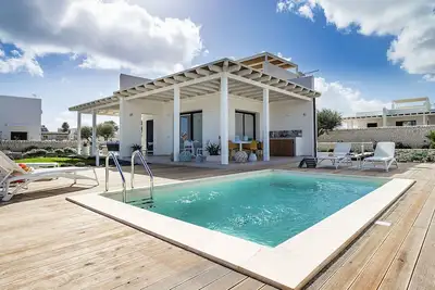 Image de Vacation Home à Reitani avec 3 chambres à coucher, 6 couchages
