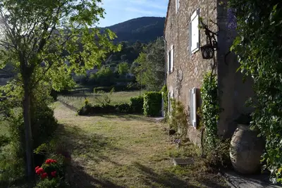 Image de Villa du XVIIIe siècle à Olive Grove