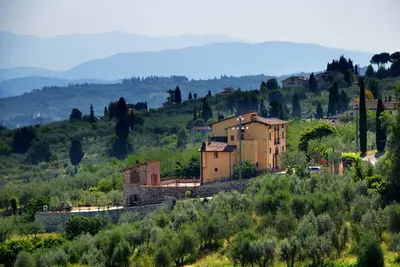Image de Poderaccio Farm - Maestrale & Libeccio Apt belle vue de Florence!