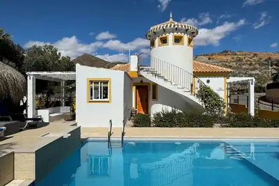 Image de Casa Mediterranéo; luxe avec piscine privée. Près de la côte; paix et espace!
