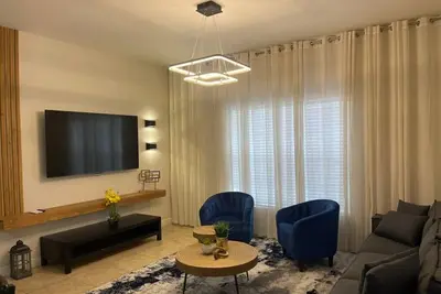 Image de 4 chambres / 3 salles de bains paradisiaques (8976mp)