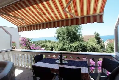 Image de Appartement dans Kožino avec vue mer, terrasse, Climatisation, Wifi (4262-2)