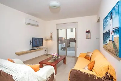 Image de Appartement unique avec piscine privée.