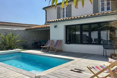 Image de Le Bois Plage -La Cachette en Ré- Agréable maison rétaise, piscine chauffée
