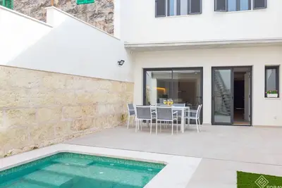 Image de Ca Na Foc - Belle maison de ville avec terrasse et piscine privée