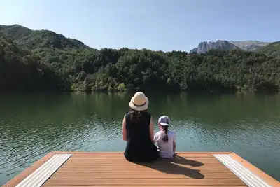 Un joli chalet accueillant avec vue sur les Alpes Apuanes. Un endroit parfait pour se détendre.