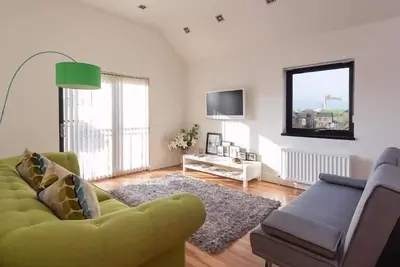 Image de Bel appartement de 2 chambres à Belfast avec parking privé