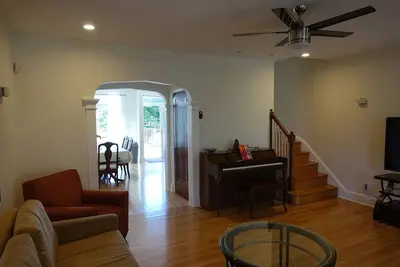 Image de Belle maison ensoleillée au cœur de l'une des zones les plus chaudes de Dc