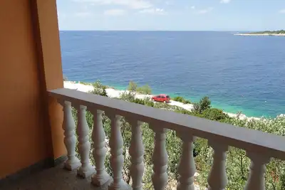 Image de Appartement de vacances avec vue sur la mer à 50 m de la plage