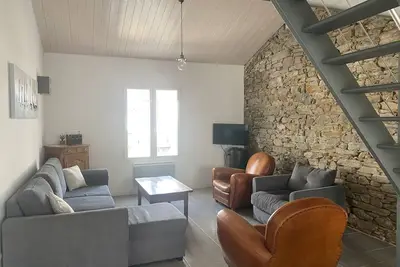 Image de Sans Souci : Maison au Vieil 200m plages, vélos, Wifi