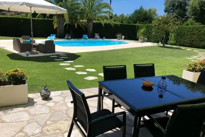 Image de Charming Family Villa With Swimming Pool 15 Minutes From The Sea