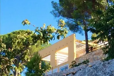 Image de Exclusif maison moderne dans un élevée, idylle. Localisation - Ocean vue panoramique - Piscine