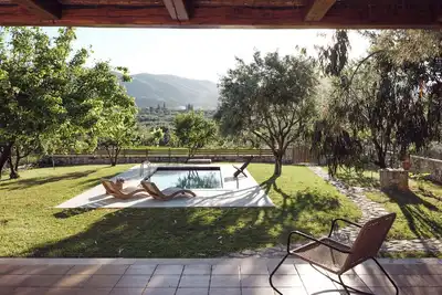 Image de Villa en Pierre 2 Chambres Leeda avec Piscine Privée