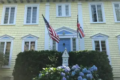 Image de Charmante maison de ville Newport Ri 1919