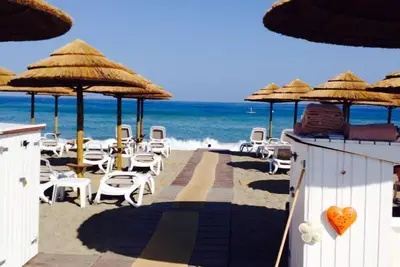 Image de Luxury Three Bedroom Town House Situated in Puerto Banus