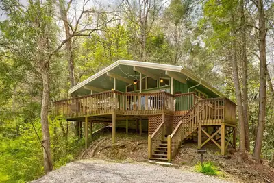 Image de Creekside Cabin. . . . un peu de Country Livin '
