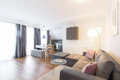 Image de Baltic Suite I - cachette sur la rivière