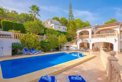 Image de Sonrisas, Villa pour 8 personnes avec piscine privée et wifi gratuit.