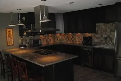 Image de Quartier historique - Près du collège Whitman - Endroit calme (Tv gratuite)