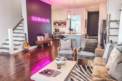 Image de Luxe Gulch Home ★ Downtown!