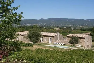 Image de Location vacances maison piscine Oppede Ls2-114