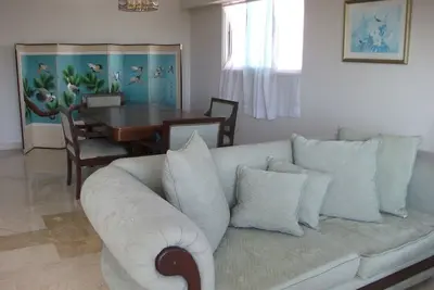 Image de Condo ensoleillé meublé à S. D. , D. R. , peut accueillir jusqu'à 6 personnes (3 lits), 3 1/2 Ba, Gazcue