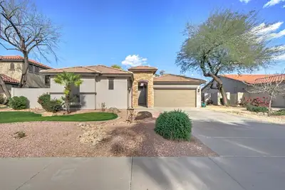 Image de Superbe maison de 4 chambres au coeur de Gilbert!