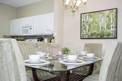 Image de Americana! Parfait pour vos vacances à Disney - Wi-Fi Gratuit - Télévision par câble dans toutes les chambres