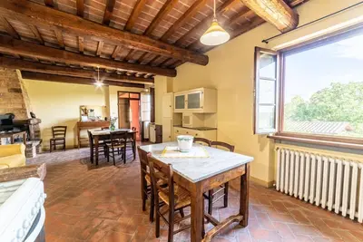 Image de \"Il Querciolo\" Apartment \"Frutteti\" for 8+2 people in a farmhouse in Valdichiana, in the herat of Tuscany