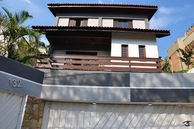 Image de Maison avec piscine, barbecue à Morumbi, prochaine Hosp. Albert Einsten. . . . .