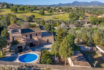Image de Cosy Villa Can Pujadas avec Piscine, Jardin & Bbq privé avec Vues