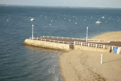 Image de Appt  90m2  première ligne vue splendide  <br> Sur Bassin  Parking privé <br>