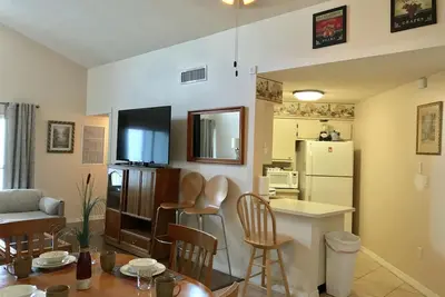 Image de Luxury Golf Country Club Condo 2 Chambre à coucher 2 Salle de bain