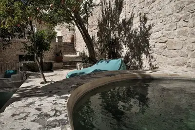 Image de Charmante retraite du XVIe siècle avec jardin dans le centre historique de Modica