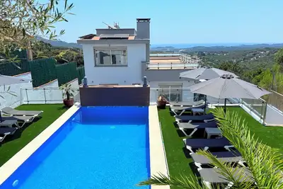 Image de Club Villamar - Villa très spacieuseavec grande piscine et vue imprenable sur la mer Méditerran. . .