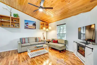 Image de Nouveau! Mount Dora Townhome dans le quartier historique!