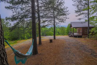 Image de Belle cabine isolée située sur Little River