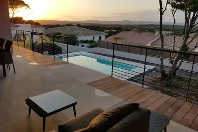 Image de Magnifique villa neuve avec piscine chauffée