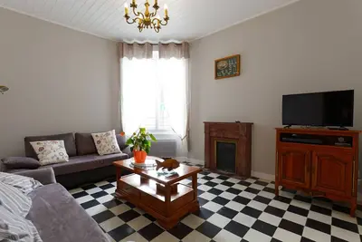 Image de Maison au coeur de la ville pour 6 avec jardin