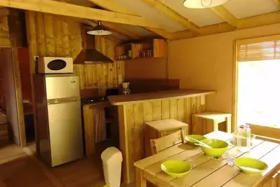 Image de Sweet Flower Premium sur pilotis 43m² / 2 chambres - terrasse 4 à 6 personnes - 4 pers. inclus dans le tarif