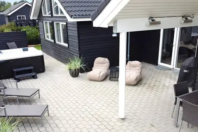 Image de Retraite de luxe avec piscine -- By Traum Ferienwohnungen