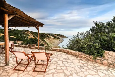 Maison de plage nouvellement construite - à quelques pas de la mer, loin de la foule