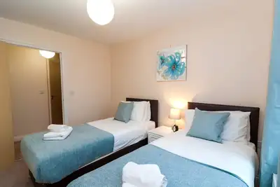 Image de Appartements Westside: Cozy 2 Bed 2 Bath Flat