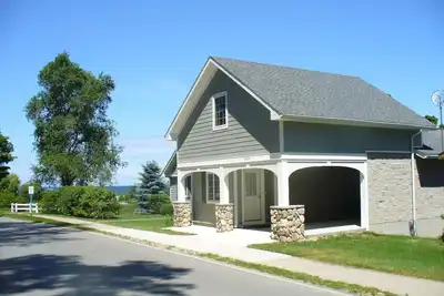 Image de Park Place Guest House (à 600 pieds de la plage du lac Michigan)