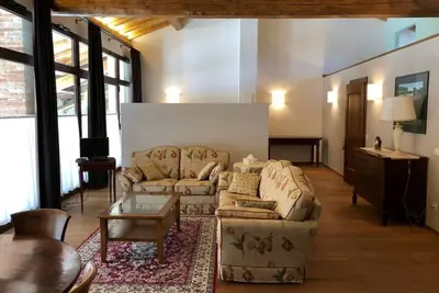 Image de villa historique relaxante, piste cyclable vers le centre-ville lac Valpolicella