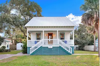 Image de Spécial famille Beach House spécial juin $ 250 / ng