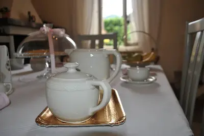 Image de Maison balançoire pour les familles qui aiment la mer, la nature, la culture.